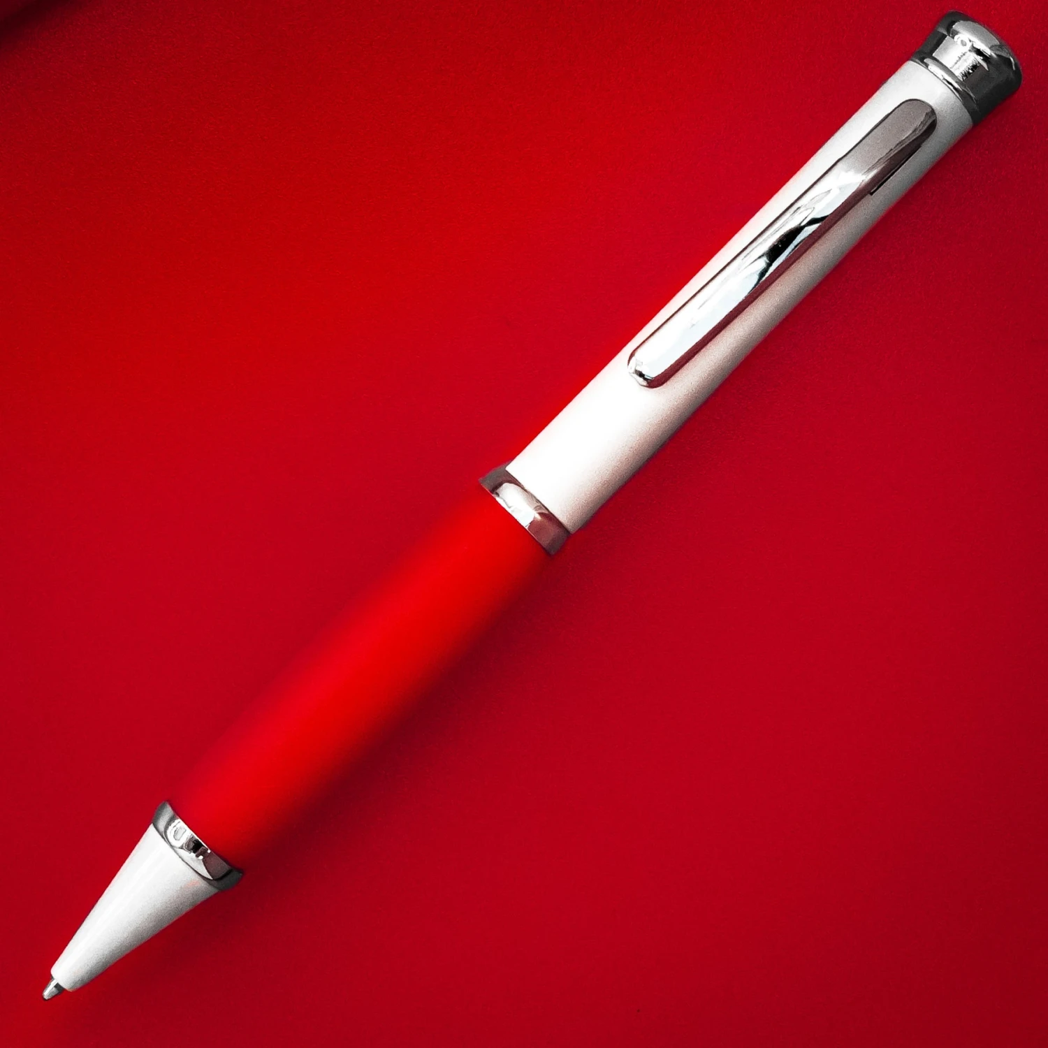 Hot Sale 💯 Pen Savings Executive Metal Ballpoint Pen, Pearl White & Red ✔️